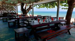 Khanom Golden Beach Hotel - Image 5