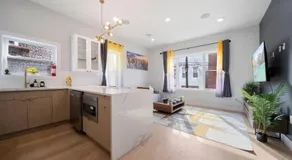 Luxury 3BR Condo | Mins to Manhattan - Image 3