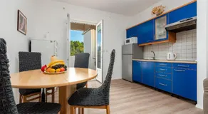 Stunning Apartment In Lukoran With House Sea View - Image 5