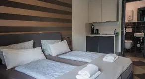 Giessener Bett Apart - Image 5