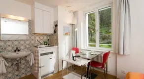 Chesa Quadrella Zimmer mit Kochecke inklusive Bergbahnen im Sommer-ausser Studio - Image 3