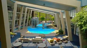 Glenstone Lodge - Image 3