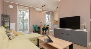 Active City Apartments Warsaw by Noclegi Renters - Image 2