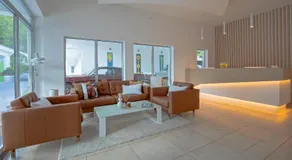 Scardona Park Luxury Accommodation - Image 2