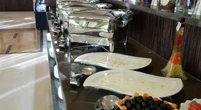 Thwary Hotel Suites - Image 4
