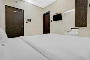 Hotel Shubham Residency - Image 2