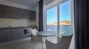Seaview Stays - Image 3