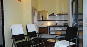 Appartamento con terrazza, sauna e griglia | Vista sul giardino - Image 4