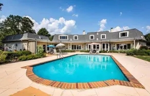 Matthews Manor Bed & Breakfast - Image 4