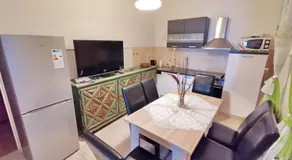 Berties Lodge - Four Bedroom ApartmentA4 - Image 3