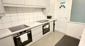 Wandsworth Guest Rooms 64 - Image 4