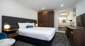 Governor Macquarie Motor Inn - Image 2