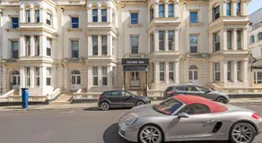 Strathmore House Apartments - Image 3