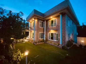 Executive Guest House - Image 4