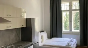 Erbenova Apartments - Image 4