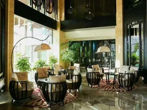 Yuetu International Hotel - Image 5