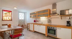 Beautiful Home In Pucisca With House Sea View - Image 2
