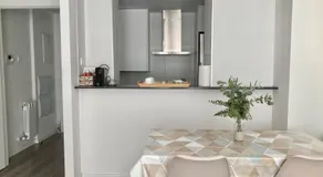 Apartamento centro con parking privado - Image 4