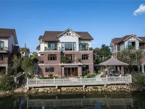 Zaishui Yifang Villa Hotel - Image 5