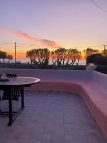 Sunset Apartments - Image 3