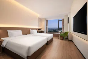Fuzhou Four Seasons Yuecheng Hot Spring Hotel - Image 2