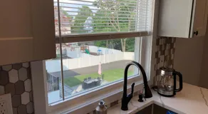 Newly renovated 4 bedroom apartment near downtown. - Image 3