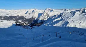 FeWo D'Rock Arosa-Perfect for Party Lovers-located above a bar & club - Image 4