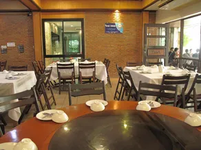Dusit Hotel - Image 5