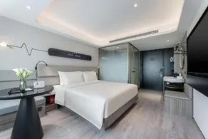 Atour Light Hotel Dalian Xinghai Square Hang Lung Shopping Center - Image 2