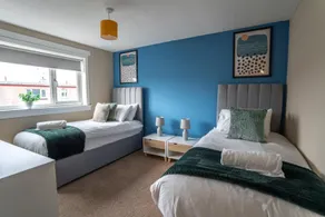 Skye House - Image 2