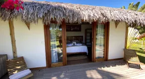 Tiki Pool's Bungalows - Image 5