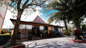 Tripletree Ciptaningati Culture Hotel - Image 4
