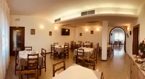 Hotel Banatium B&B Cucina - Image 3