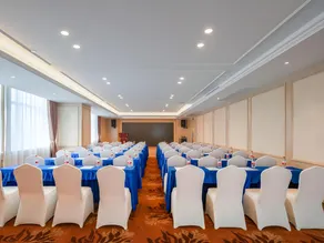 Echarm Hotel Qujing High-speed Railway Station 1st Wuguan Center - Image 2