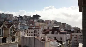 Lisbon Suite Home - Image 4