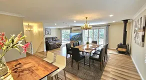 Luxury Mountain Retreat with Gym, Heated Private Pool & Bush Views - Image 3