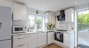 The Cove at No 1 Trearddur Road - Image 5
