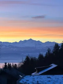 Mountain Lake View Deluxe - Image 3