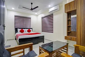 Hotel O Crystal Executive Suites - Image 2