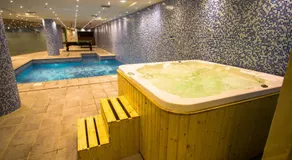 Rest Night Serviced Apartments- AlHamra - Image 5