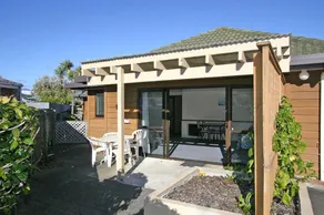 Ocean Motel - Image 3