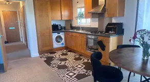 Modern 2 bed flat with parking by Bluewater shopping mall - Image 4