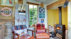 Hetton Law Shepherds Hut, Northumberland - Image 4