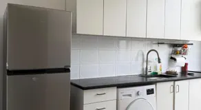 Cringe Boutique APT - Image 4