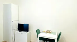 Private apartment close to red subway Pankrac, close to Congres centre - Image 4