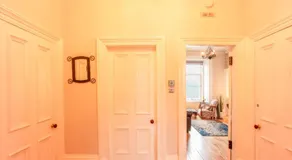 Clyde View Apartment - Image 4