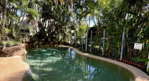 Mission Beach Retreat - Image 3