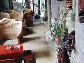 Yixuan Light Travel Hotel - Image 3