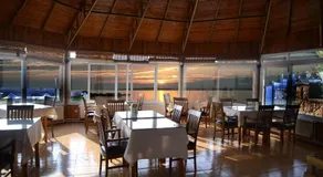 Huzur Hotel - Image 3