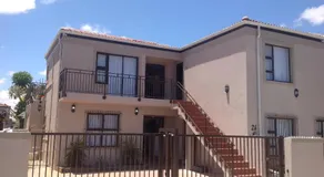 Sikelela Guest House - Image 4